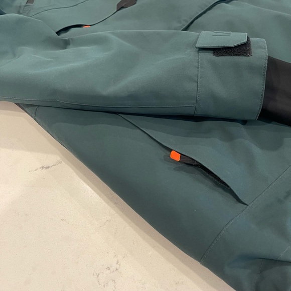 Montec Women’s “Dune” Jacket - Picture 2 of 2